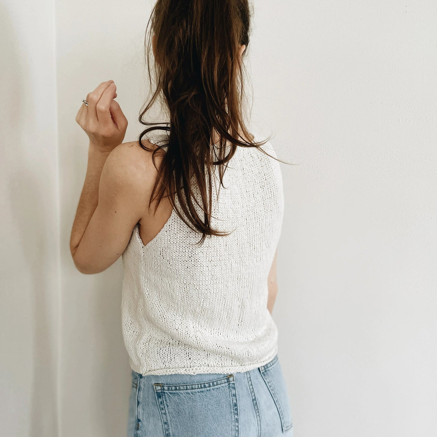 Elegant Relaxed Silhouette Knit Top Knitting Pattern