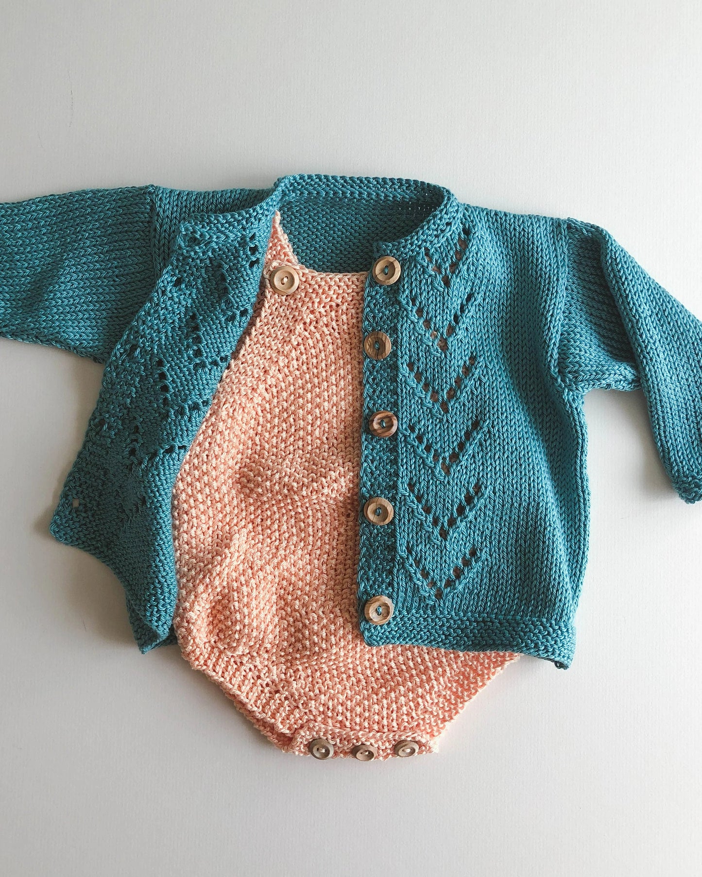 Delicate Infant Buttoned Jacket Knitting Pattern