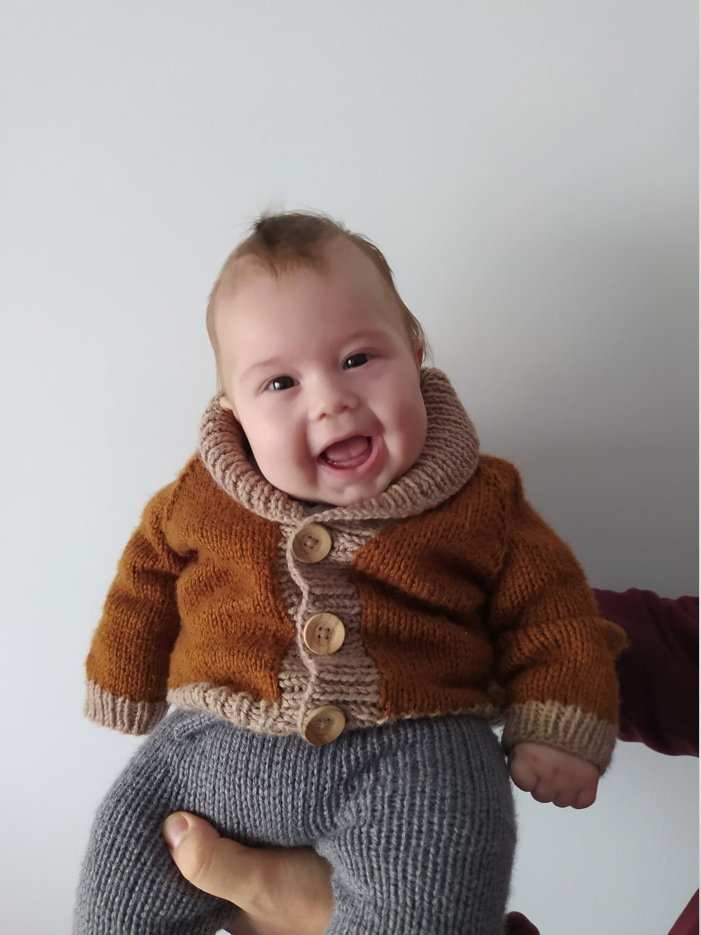 Classic Collar Buttoned Cardigan Knitting Pattern