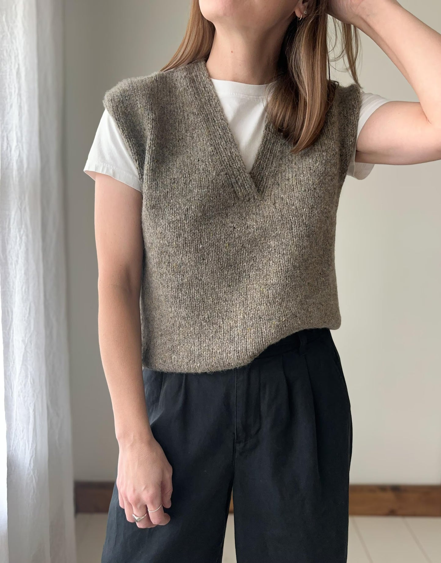 Timeless V-Neck Knit Shell Knitting Pattern