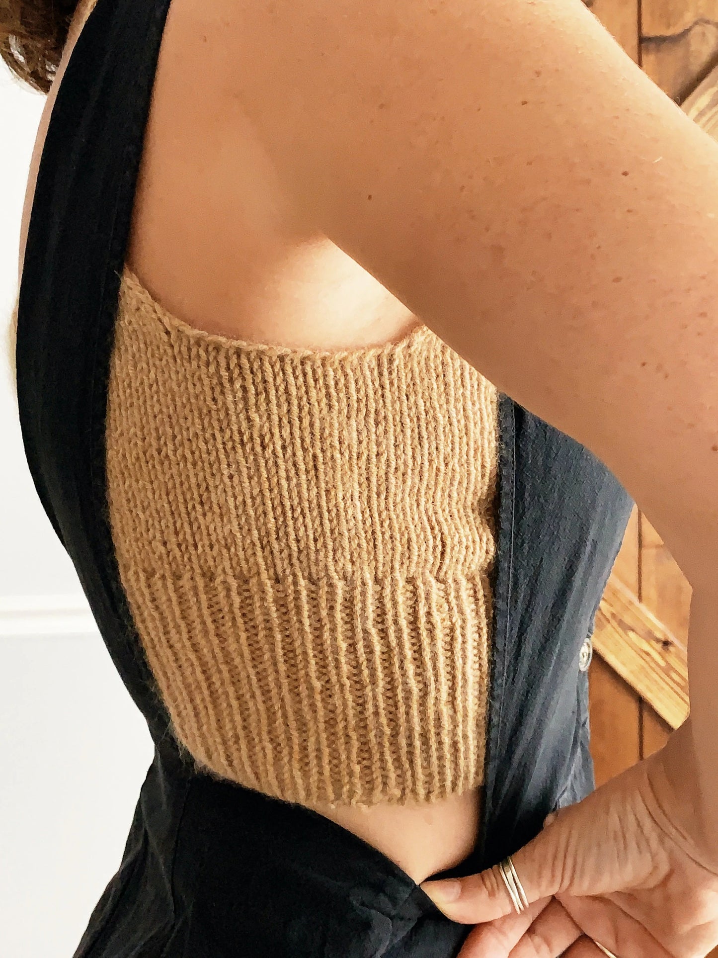 Delicate Fitted Camisole Knitting Pattern