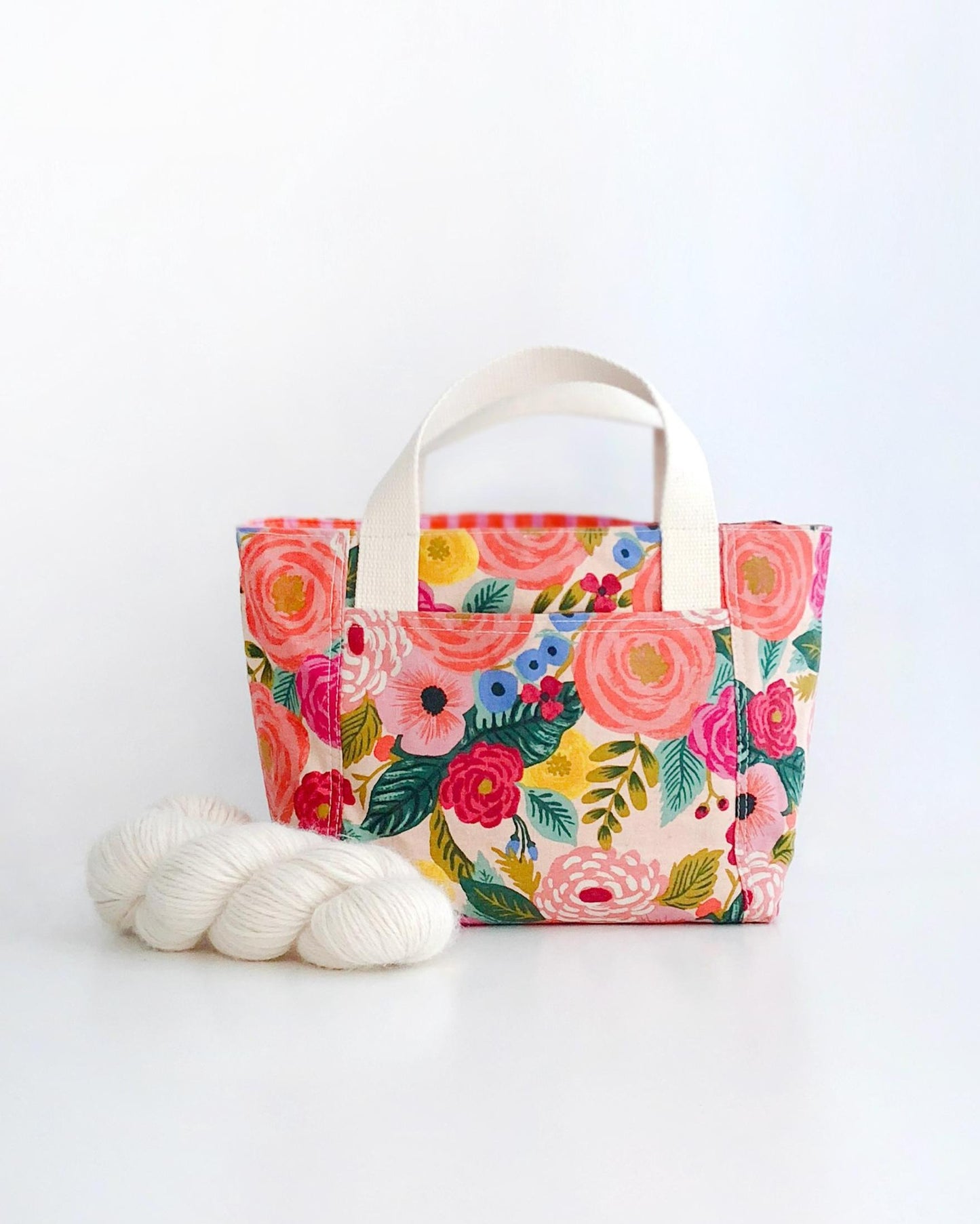 Essential Tote Knitting Pattern