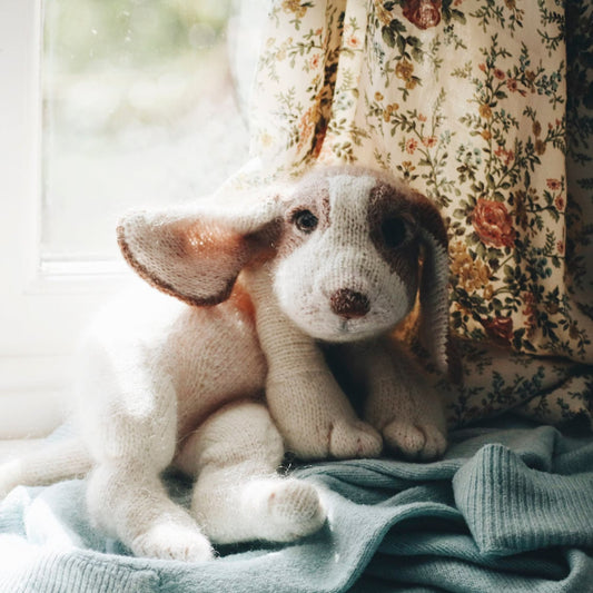 Loyal Hound Amigurumi Knitting Pattern