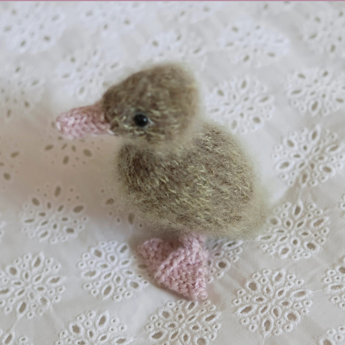 Charming Little Duck Knitting Pattern
