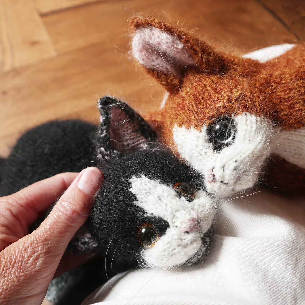 Playful Kitten Toy Knitting Pattern