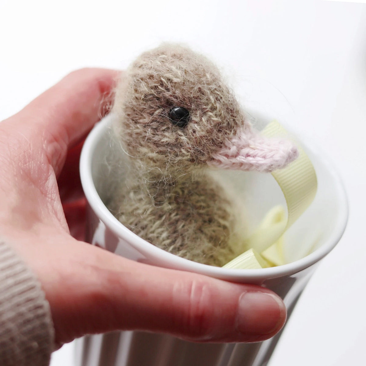 Charming Little Duck Knitting Pattern