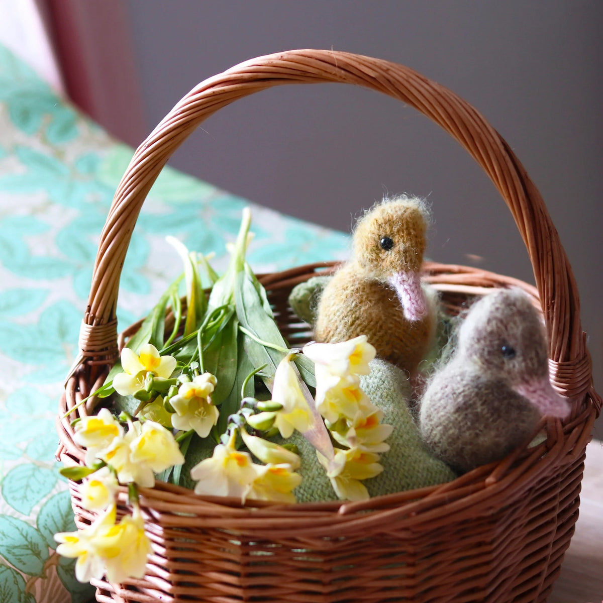 Charming Little Duck Knitting Pattern