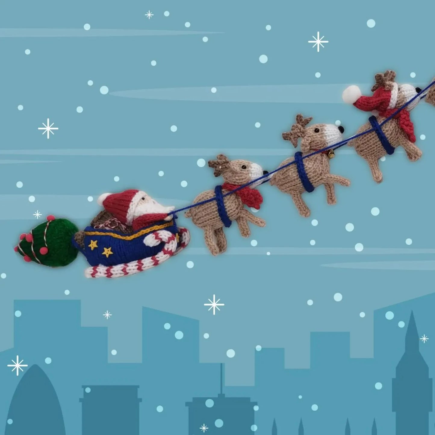 Santa Sleigh Ride Decoration Knitting Pattern