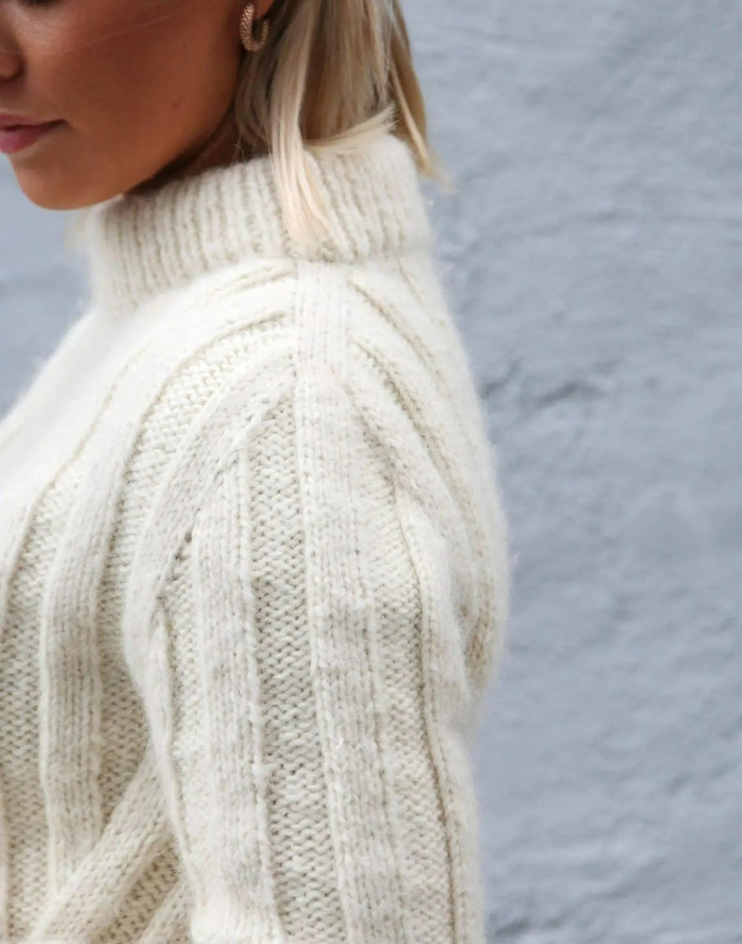 Ribbed Bell-Sleeve Mini Dress Knitting Pattern