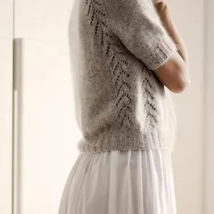 Classic Dainty Top Knitting Pattern