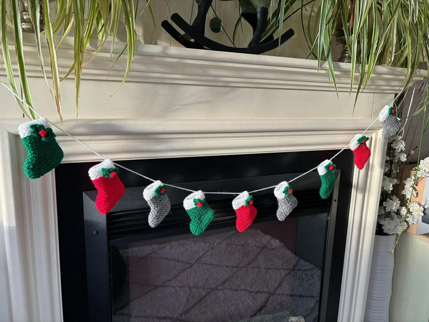 Christmas Holly Stocking Bunting Knitting Pattern