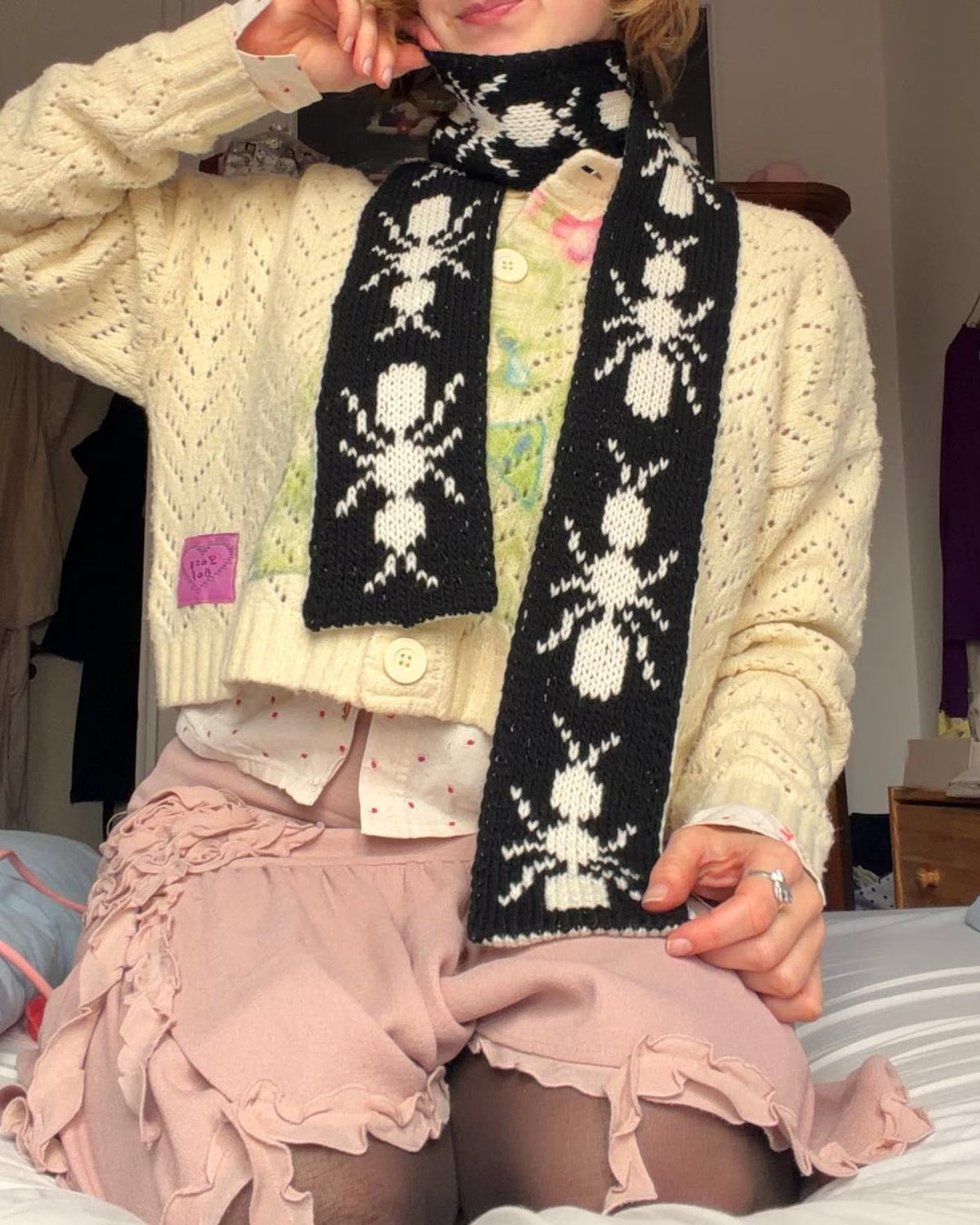 Crawling Critter Knit Scarf Pattern