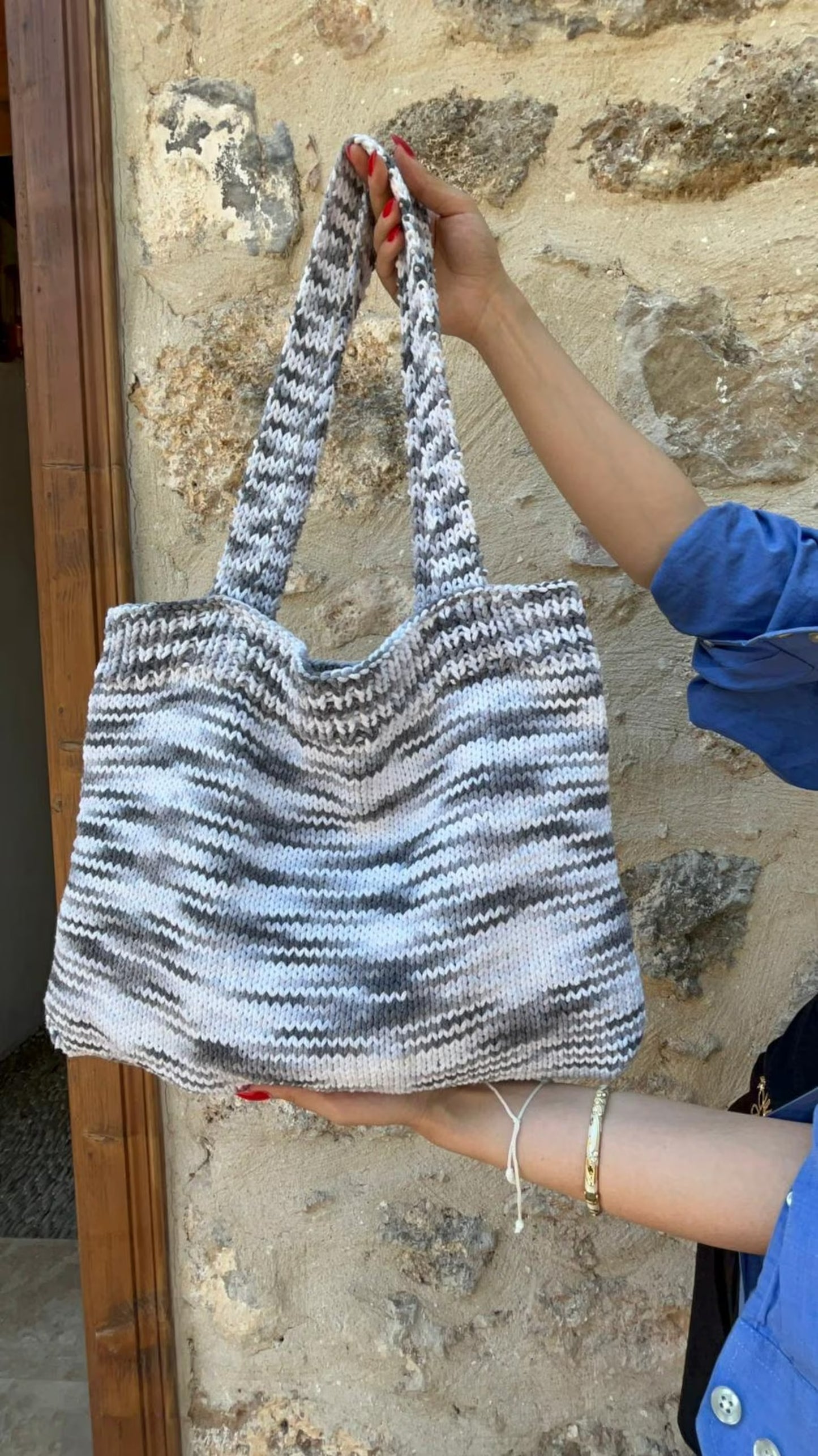 Textured Knit Shoulder Tote Bag Knitting Pattern
