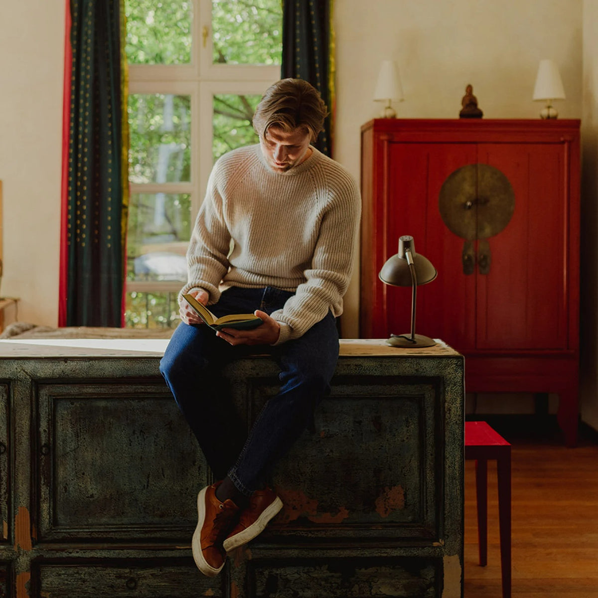 Classic Everyday Men's Sweater Knitting Pattern