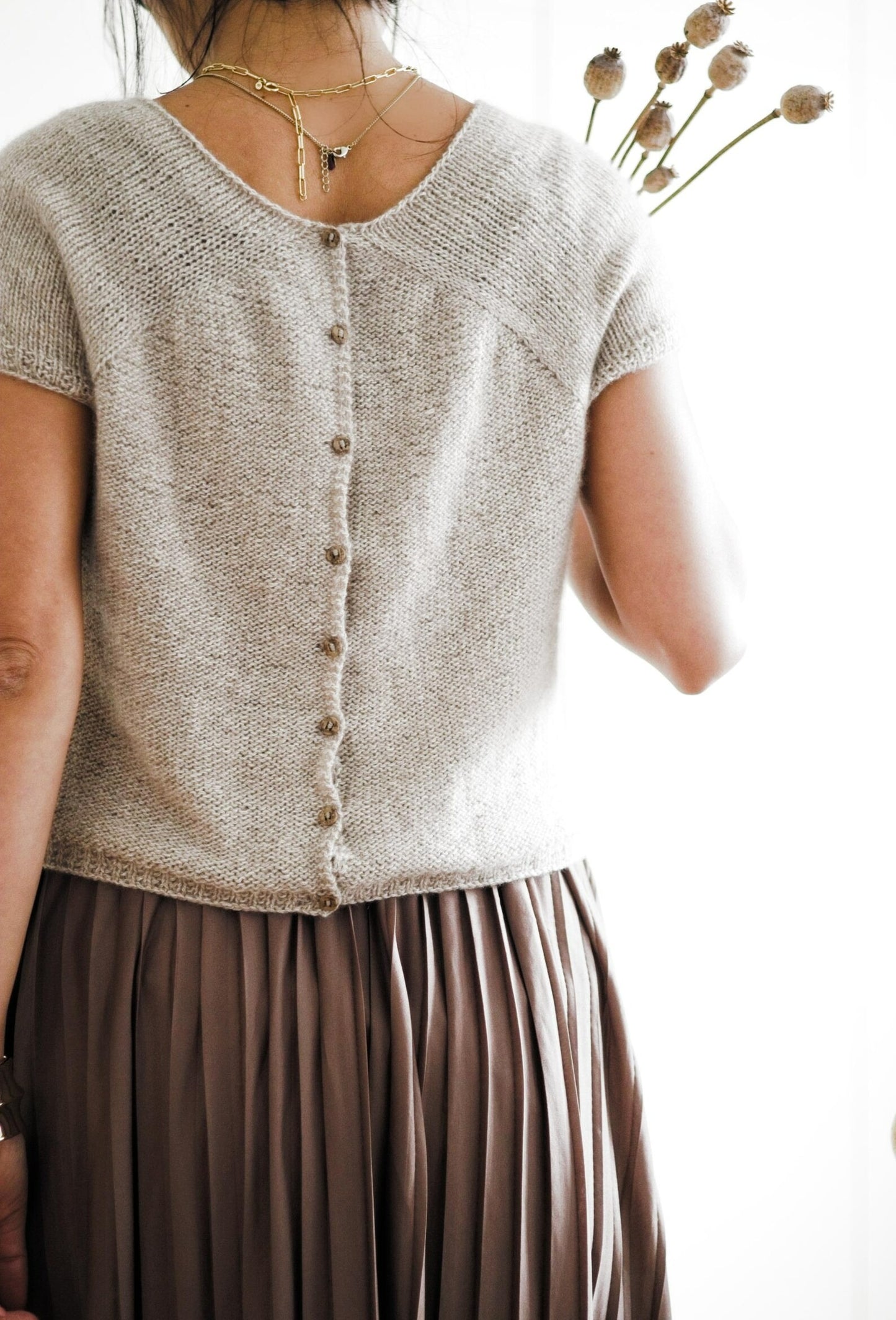 Elegant Back Buttoned Blouse Knitting Pattern