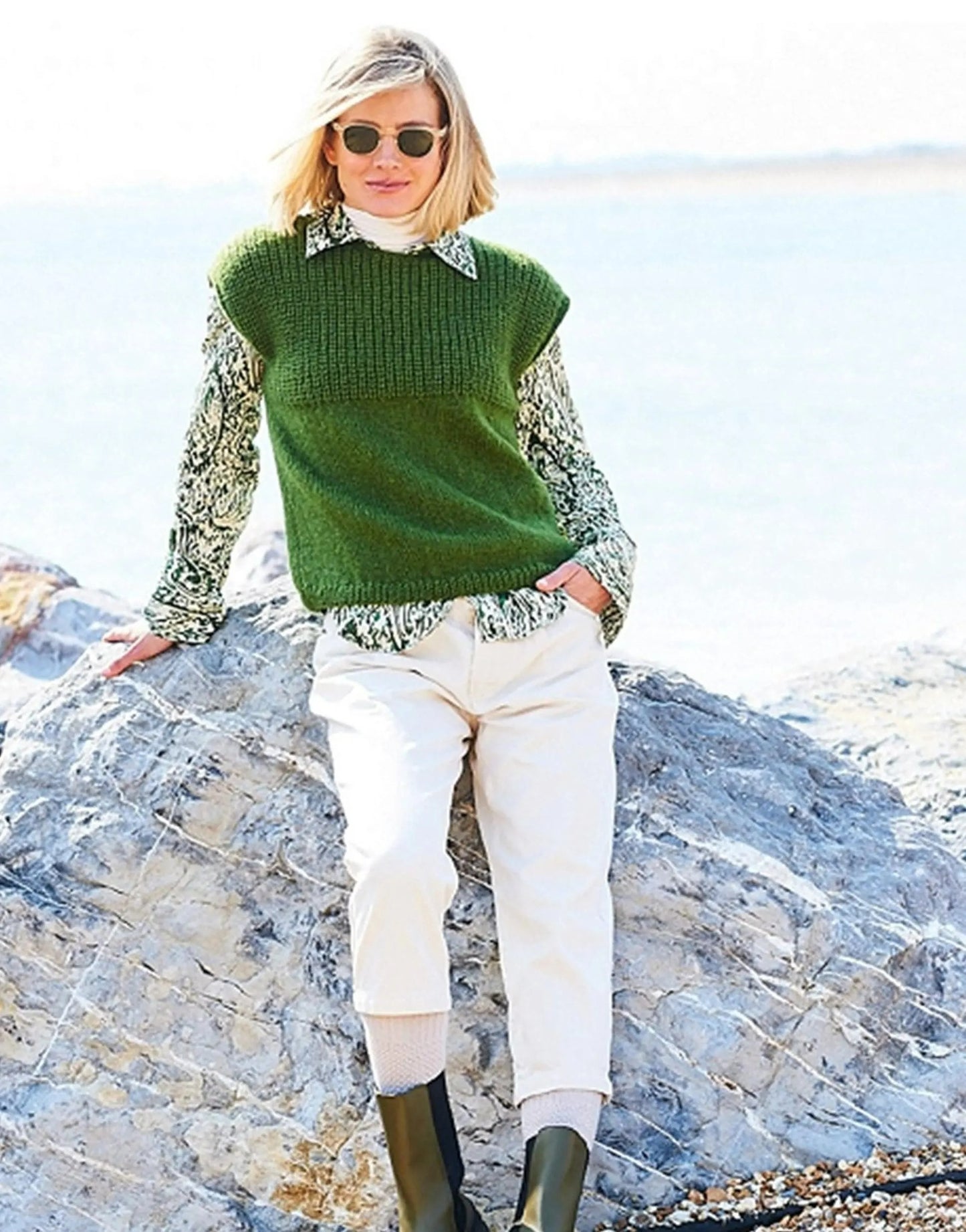 Minimalist Everyday Knit Pullover Knitting Pattern