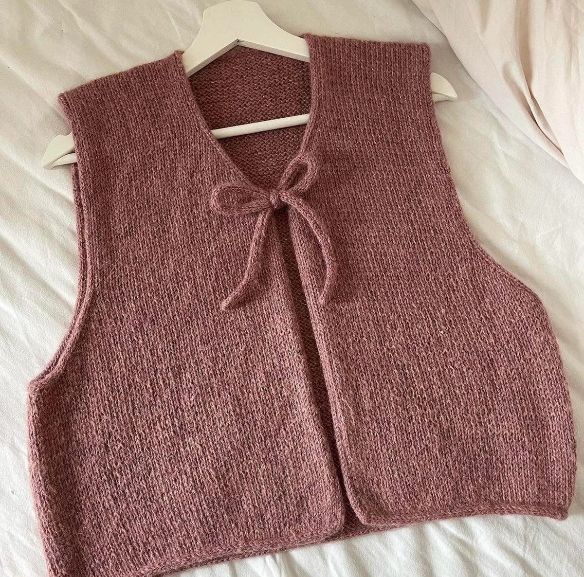 Graceful Bow Front Vest Knitting Pattern