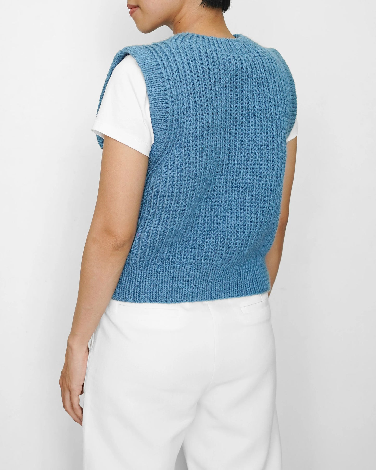 Classic Textured Sleeveless Layer Knitting Pattern