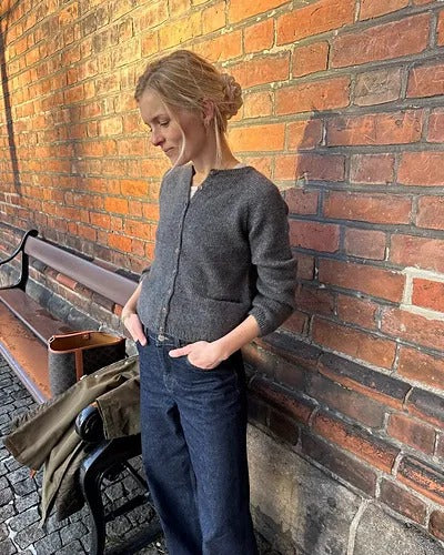 Classy Woman Cardigan Knitting Pattern