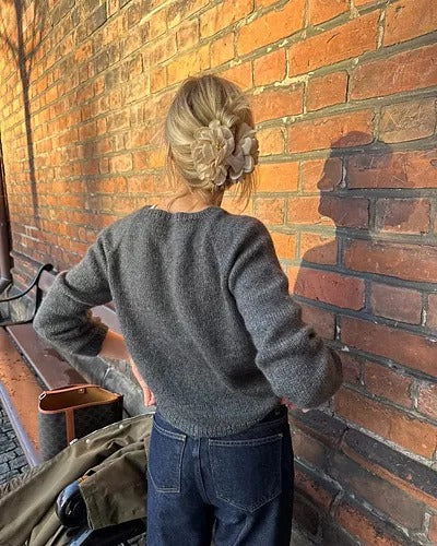 Classy Woman Cardigan Knitting Pattern