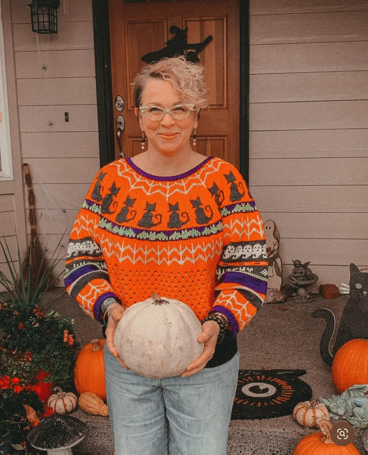 Mystic Moon Pullover Knitting Pattern