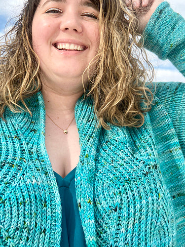Curvy Fit Easy Cardigan Knitting Pattern